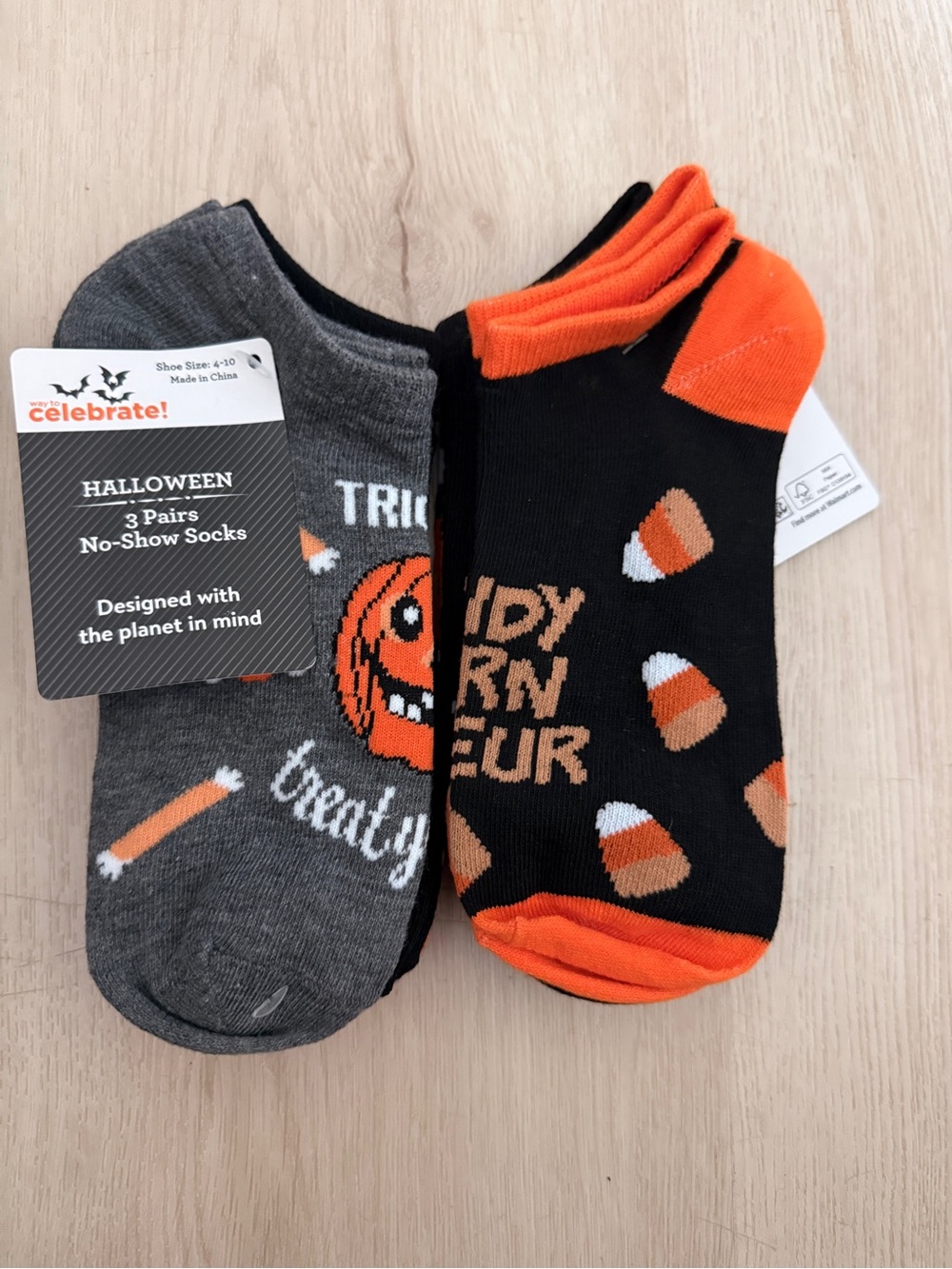 2 packs of Halloween No-Show Socks - Black & Orange (6 Pairs)